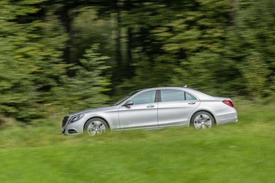  Mercedes-Benz S550 Plug-in Hybrid 2014 года  (US) (фото 9 из 59)